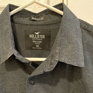 Hollister button up XS